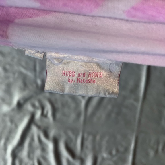 Women's Hawaiian blouse hugs and honi's size medium pink and white - Picture 4 of 5